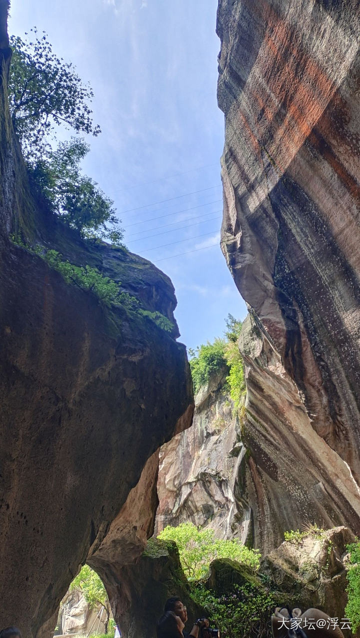 千年石板仓，玻璃水航道一票难求_旅游