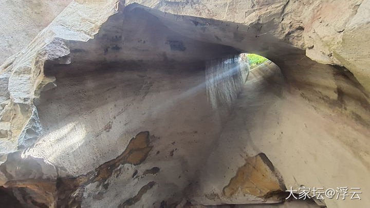 千年石板仓，玻璃水航道一票难求_旅游