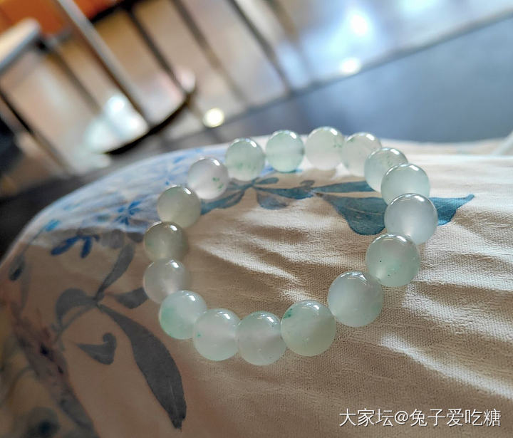 今天的右手_玉石
