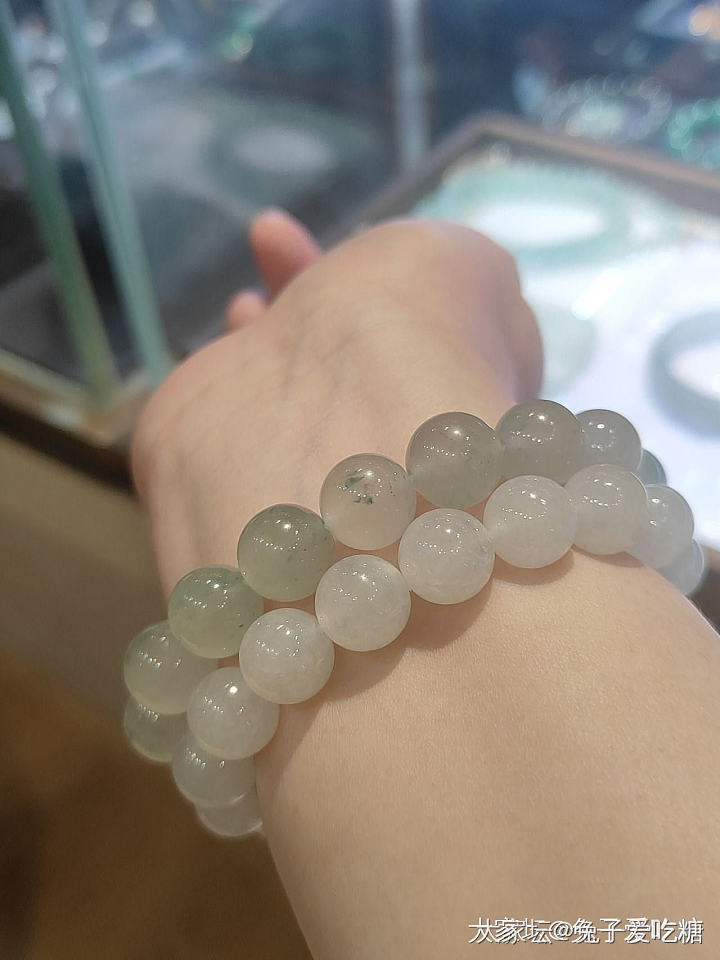 今天的右手_玉石