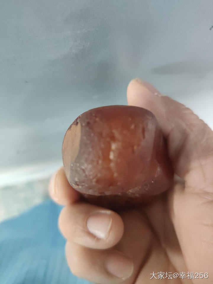 有请友友们鉴定一下这个是玛瑙石头吗？
                     ..._玉髓玛瑙
