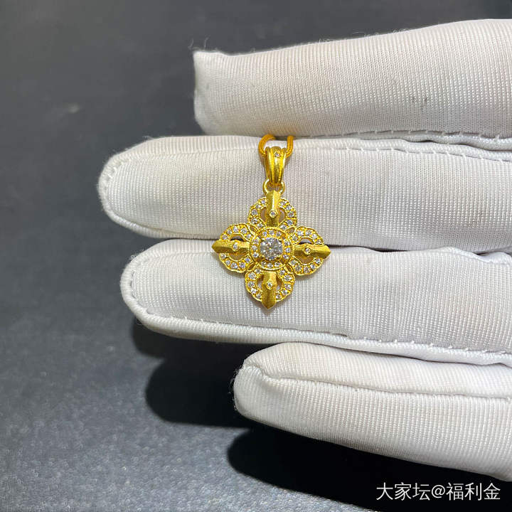 莫桑石尖十字金刚杵小吊坠 拼团20250507期（5月8日下午三点截团）_金