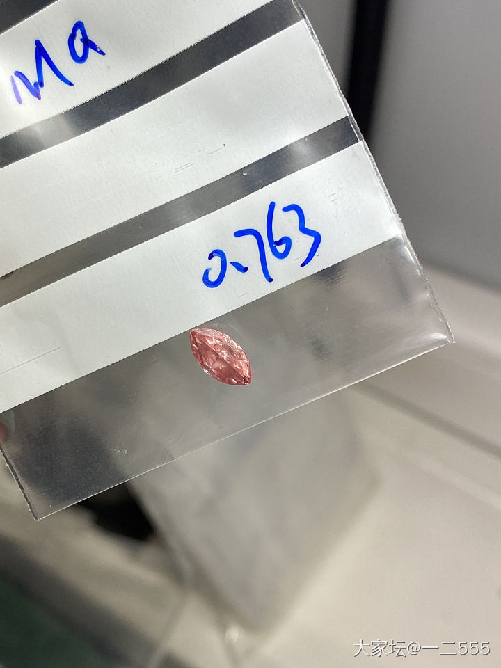 培育粉钻55分左右，1686任选一粒，CVD浓彩粉_彩色宝石