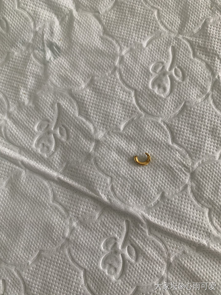 一早发现小坠子掉了个花瓣，瞬间不美丽了，唉，早看见一个焊点断开了，但另一边还在，..._金