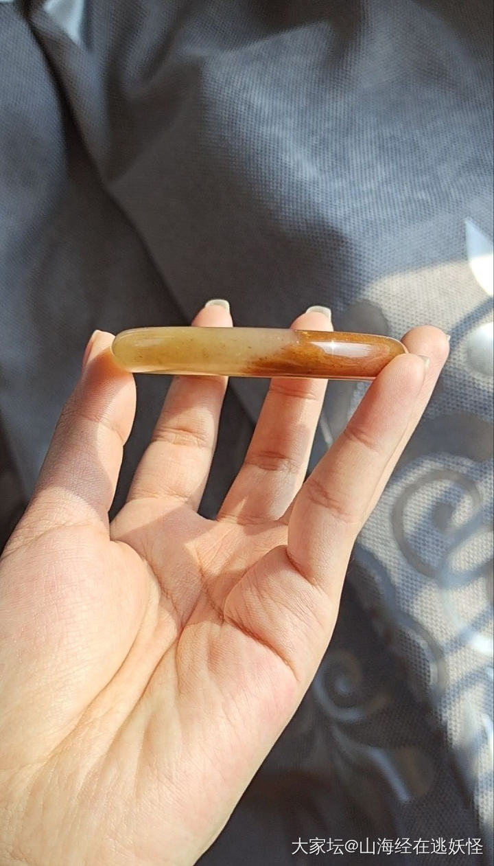 佘太翠糖镯佘太翠焦糖手镯佘太翠紫玉手镯佘太翠芝麻糊手镯佘太翠脆冰冰手镯_玉石
