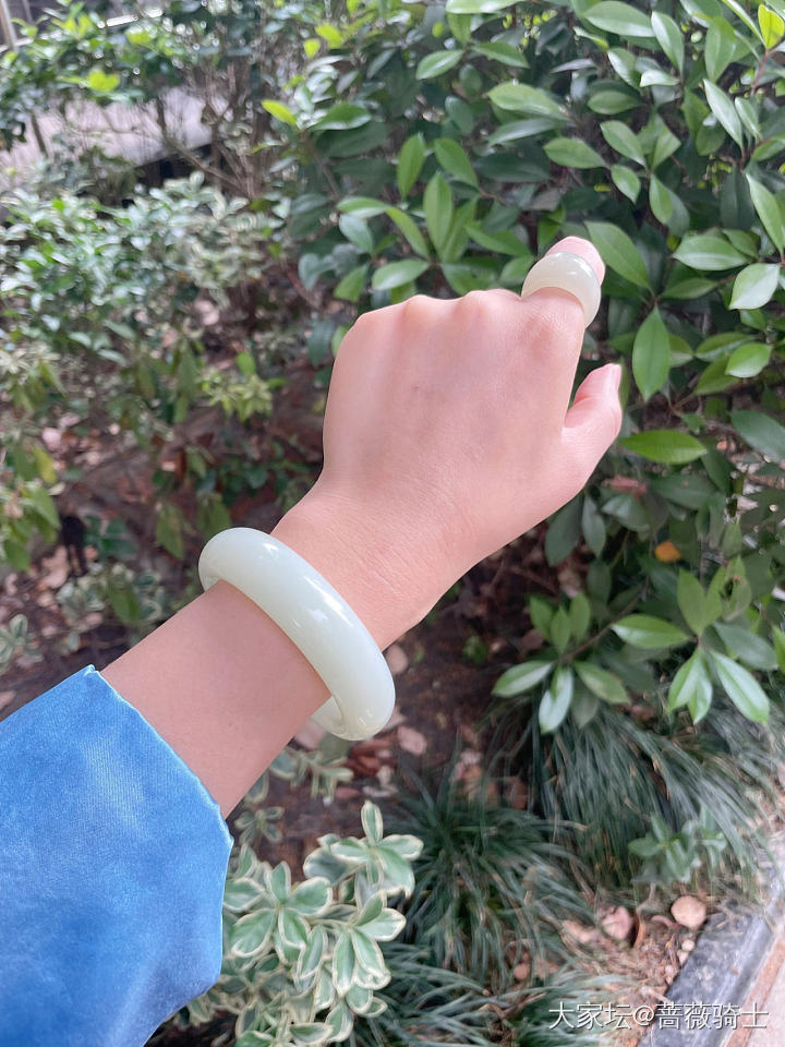 百位数的白玉馒头戒_戒指和田玉