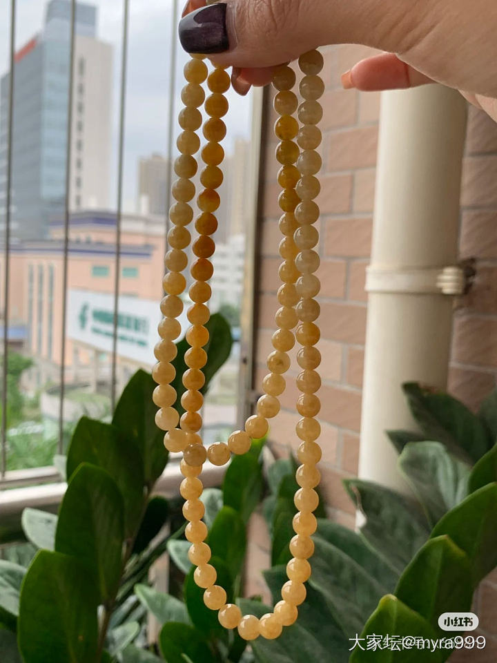 请问这样的大概什么价格啊？_珠串玉石
