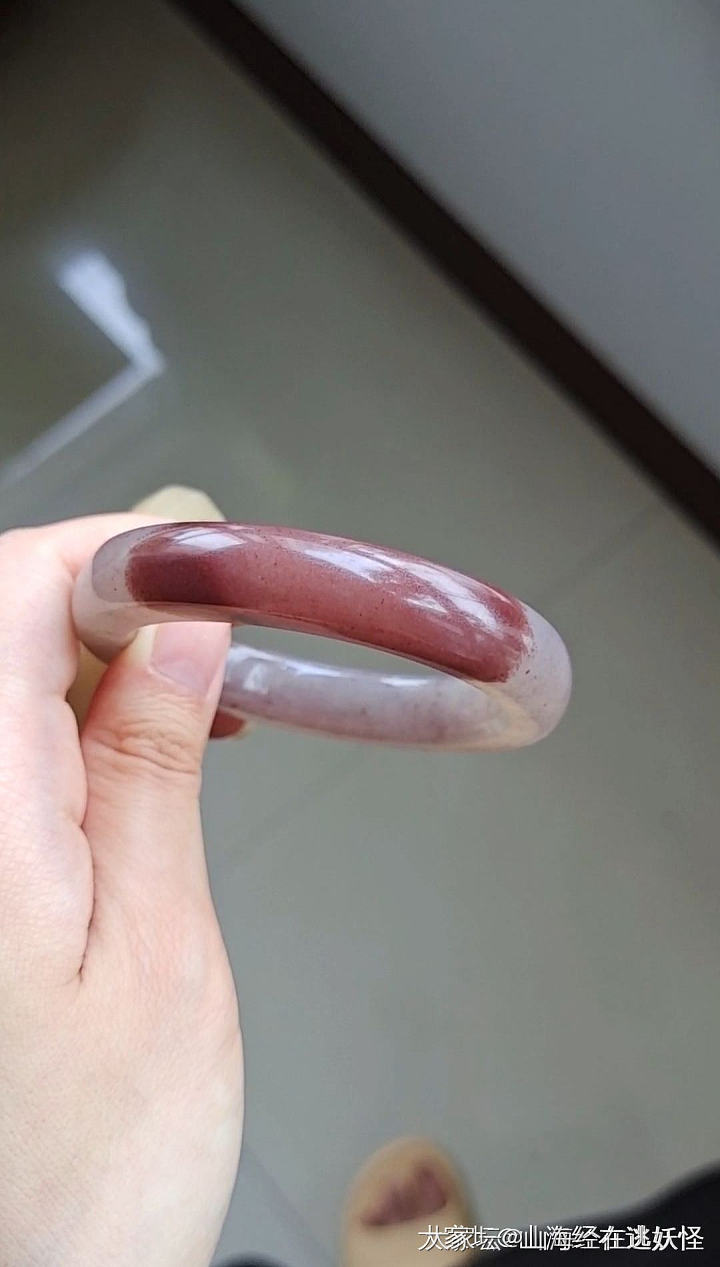 佘太翠水蜜桃手镯_玉石