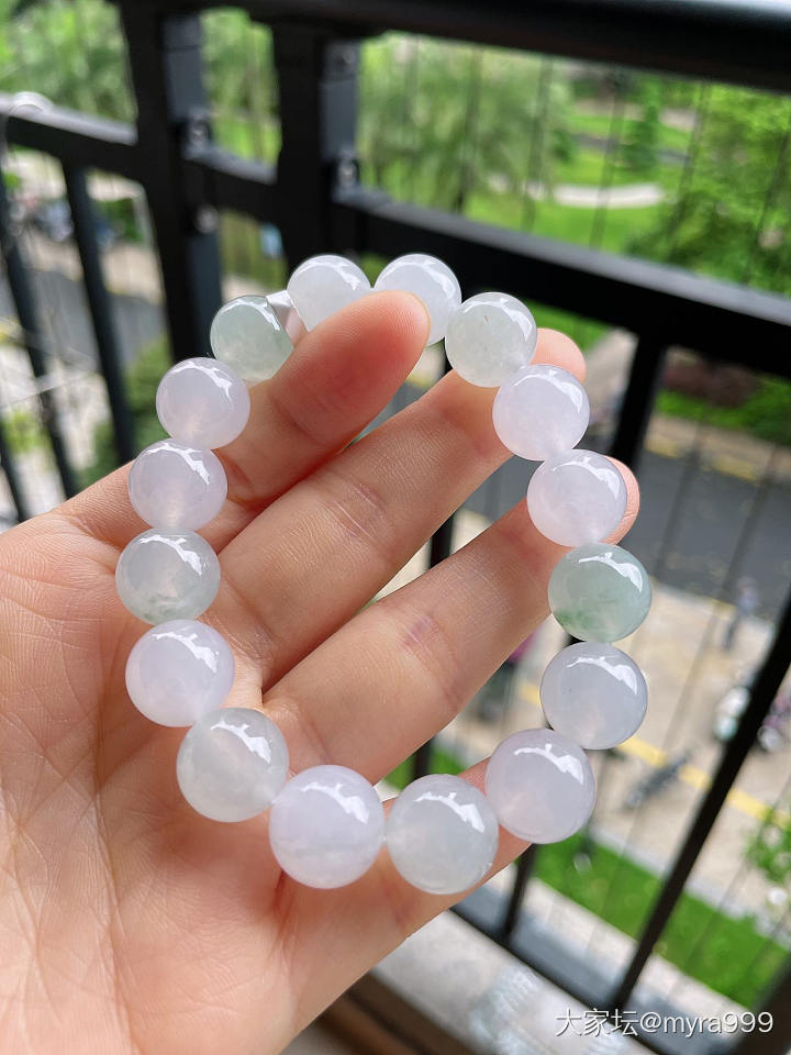 请教一下这个手串_珠串翡翠