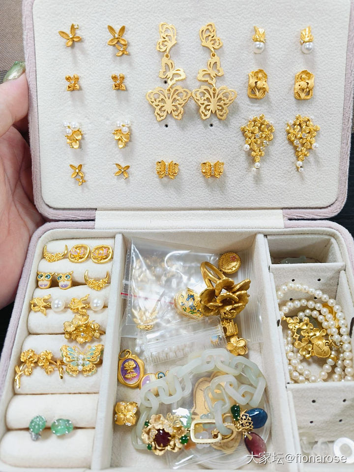 出了一部分，依然是满的_金