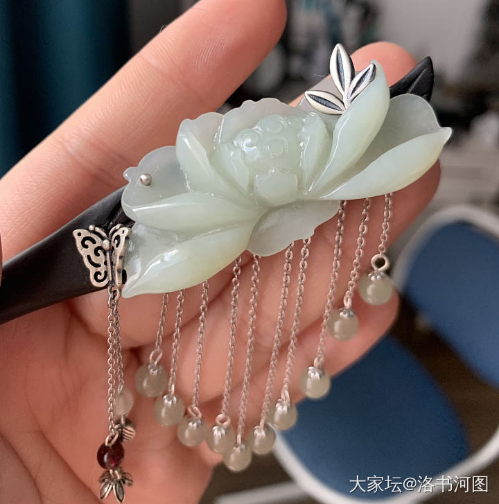 和田玉发簪 碧玉发簪  南红水晶发簪 岫玉发簪 感兴趣的小伙伴可以看看_玉石