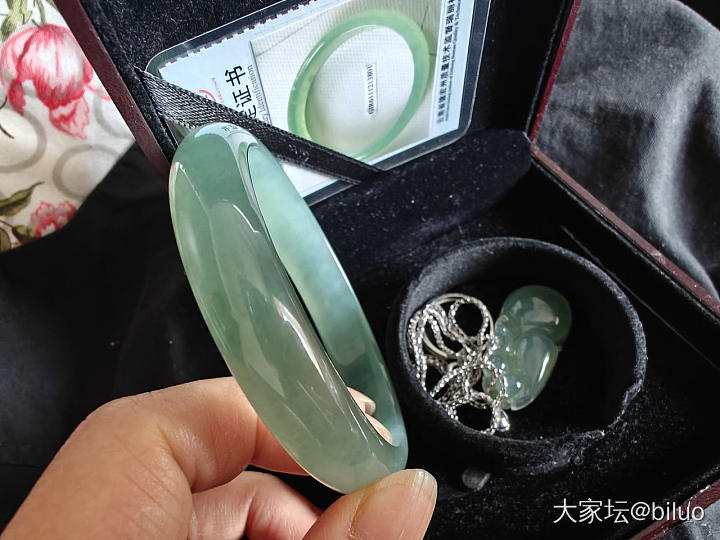 转一波闲置玉石，手镯和挂件等_玉石