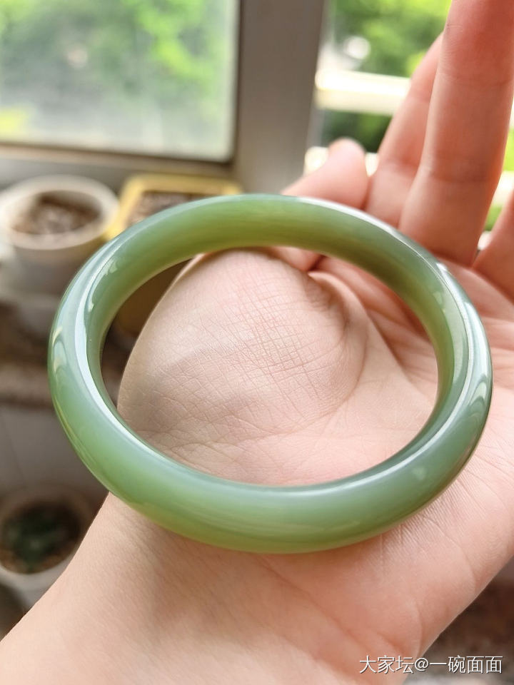 猫眼碧玉小镯镯_手镯和田玉