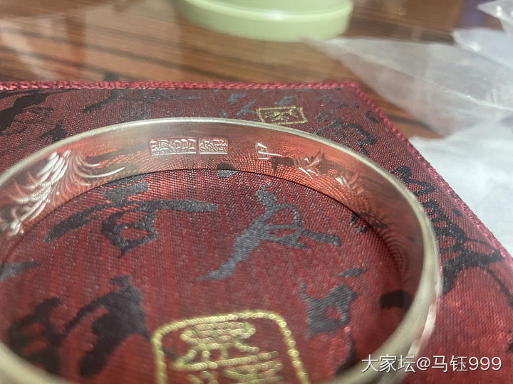 出四只银镯，楼下分解_银
