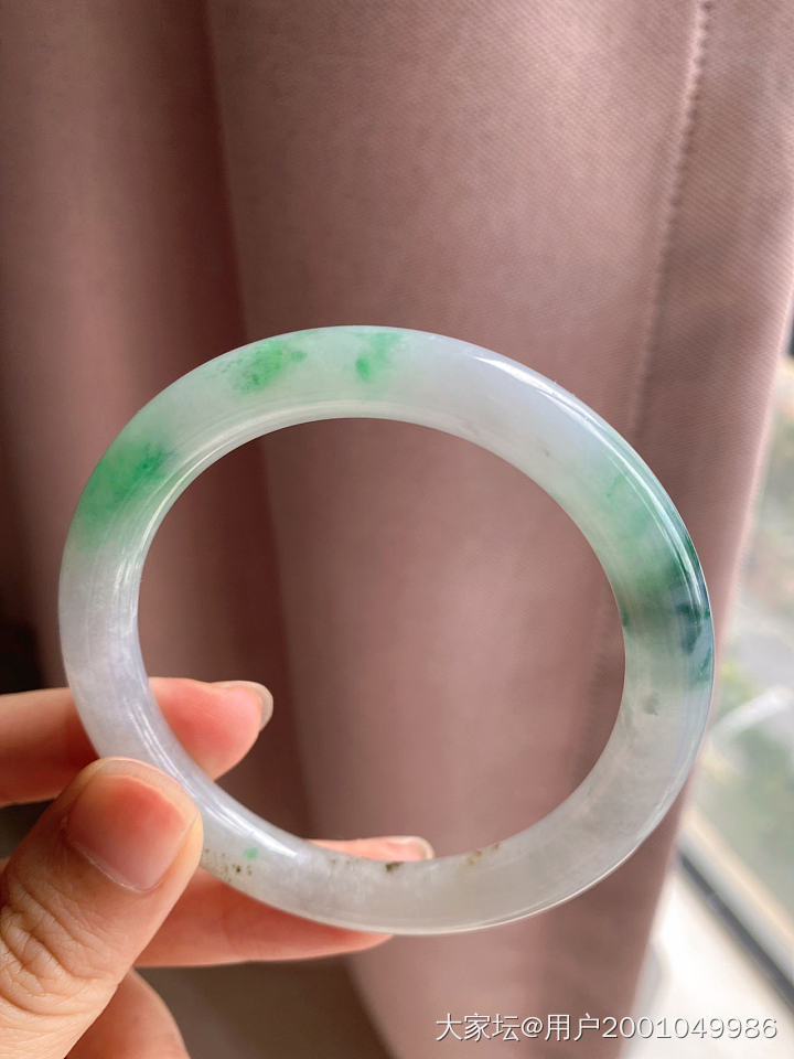 翡翠手镯一条_翡翠