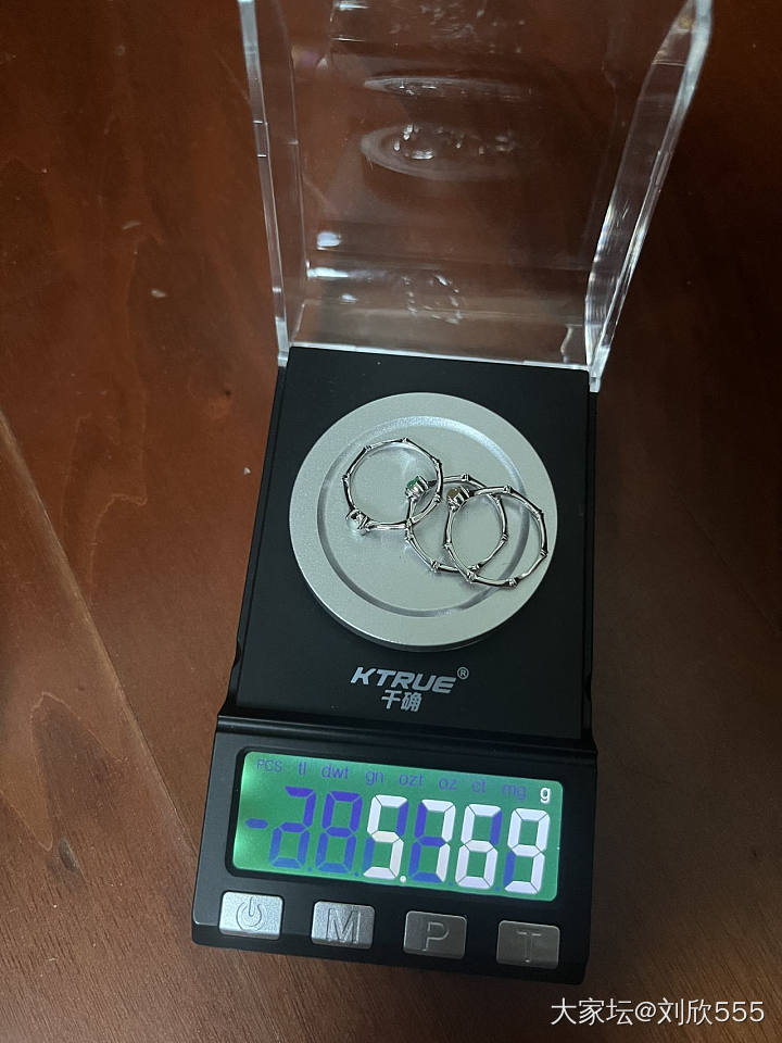 出翡翠戒指，14号圈口，重量每个都1.9克以上，鉴赏3800，直3500_金
