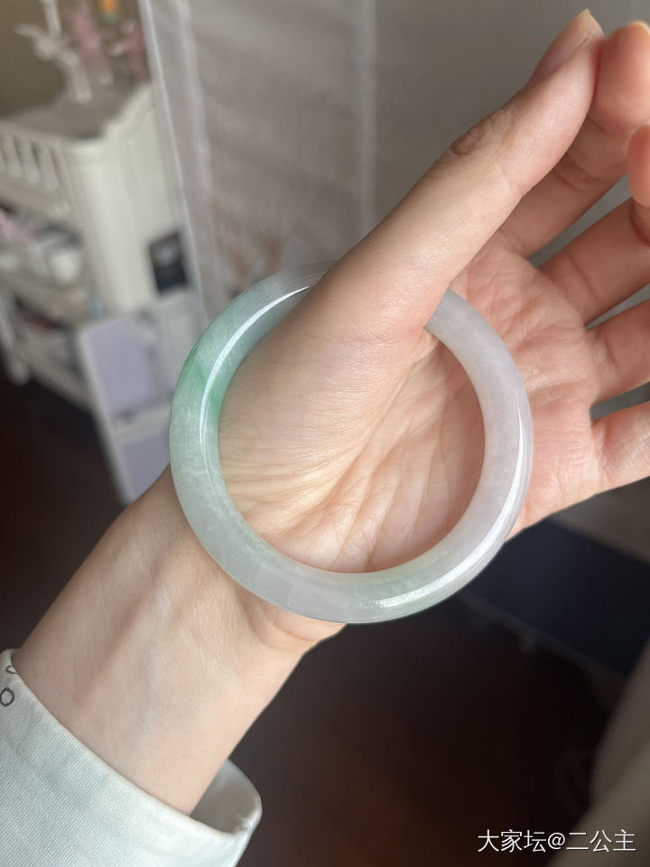 翡翠手镯53.5圈口_翡翠