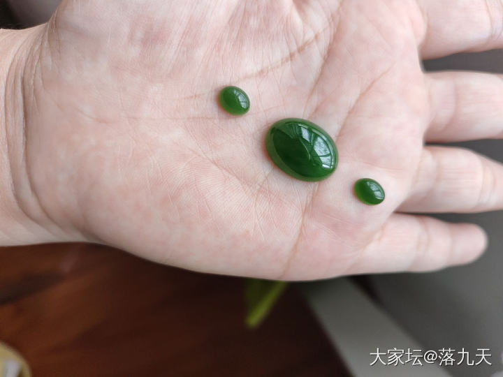 碧玉一套出_和田玉