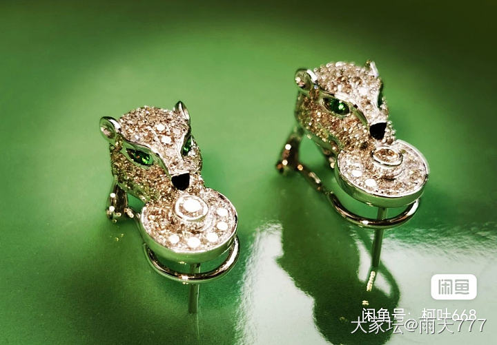 18k金镶嵌的耳环_金