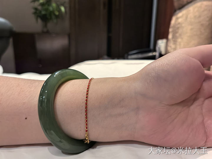 越戴越喜欢的一只镯_手镯