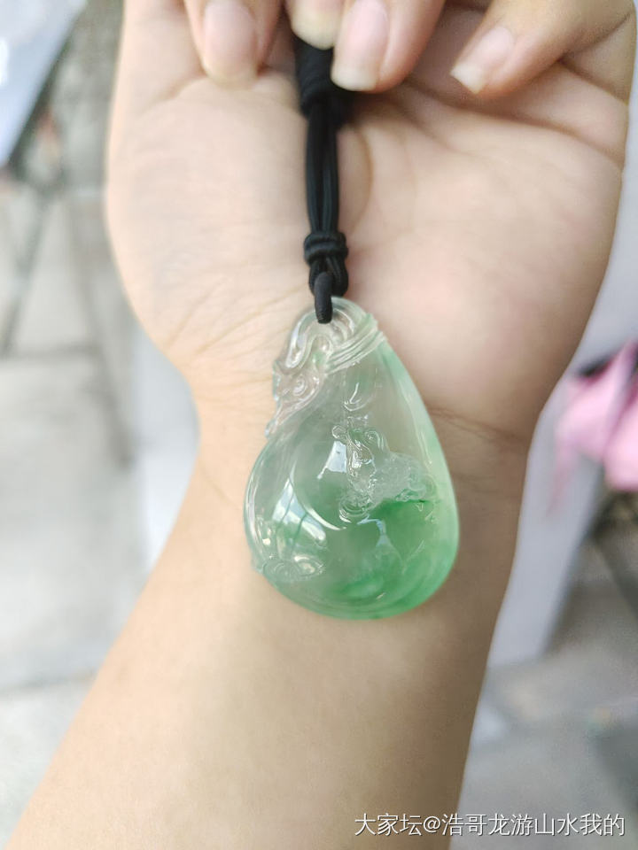 虽然还是无缘看到那个冰飘蓝花福瓜的实物，但我在揭阳看了其它美货_翡翠