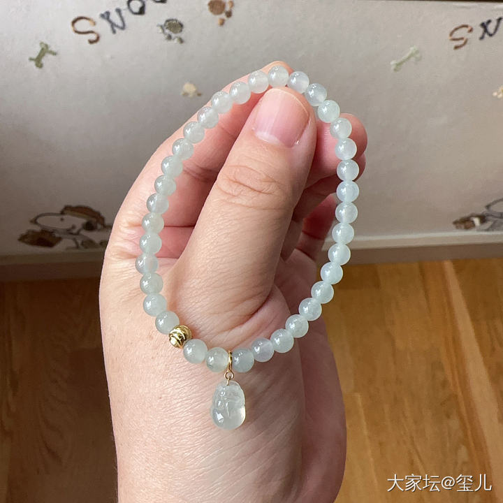 出坑，翡翠小件就剩这些啦，便宜出_翡翠