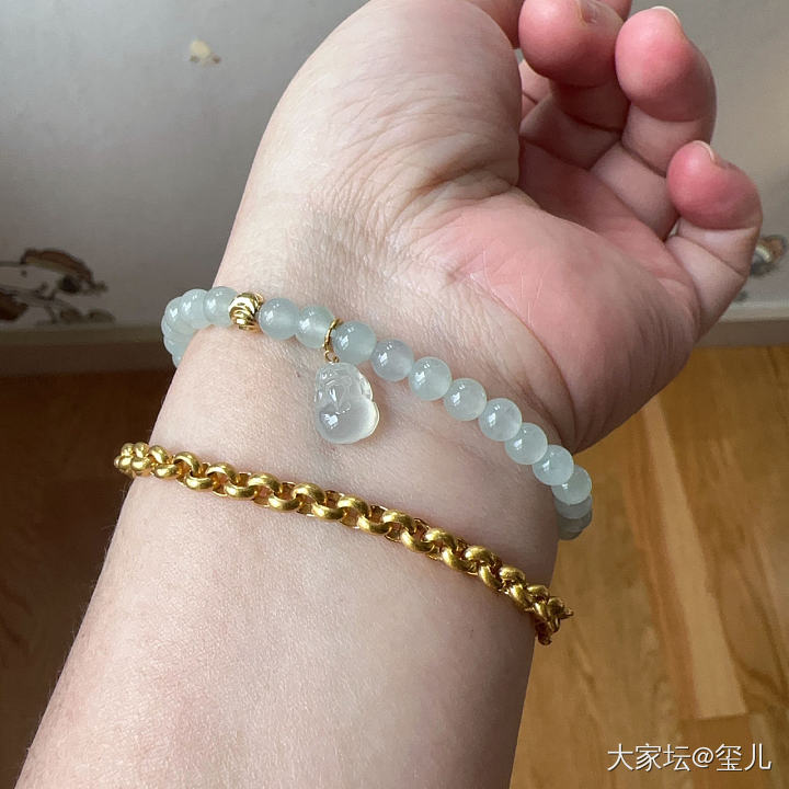 出坑，翡翠小件就剩这些啦，便宜出_翡翠