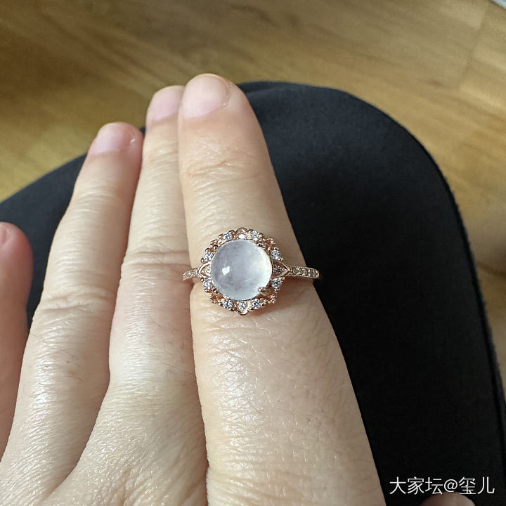 出坑，翡翠小件就剩这些啦，便宜出_翡翠