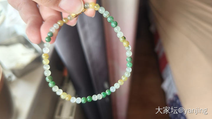 天然缅甸A货翡翠绿扣子_翡翠