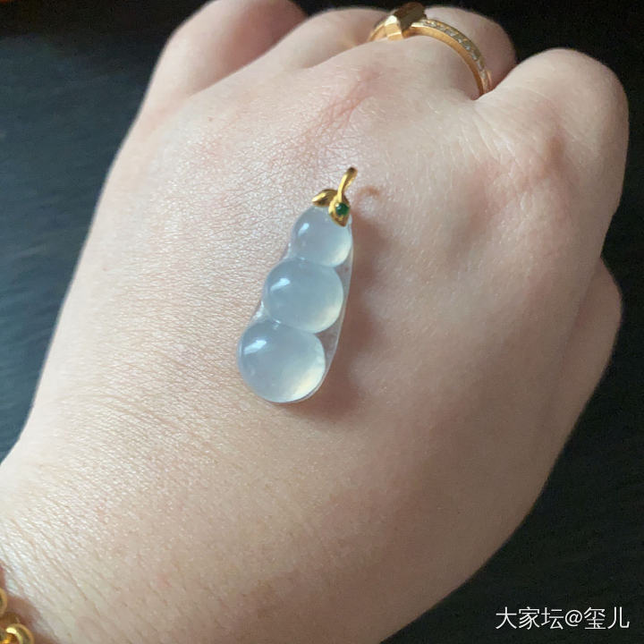 出坑，翡翠小件就剩这些啦，便宜出_翡翠
