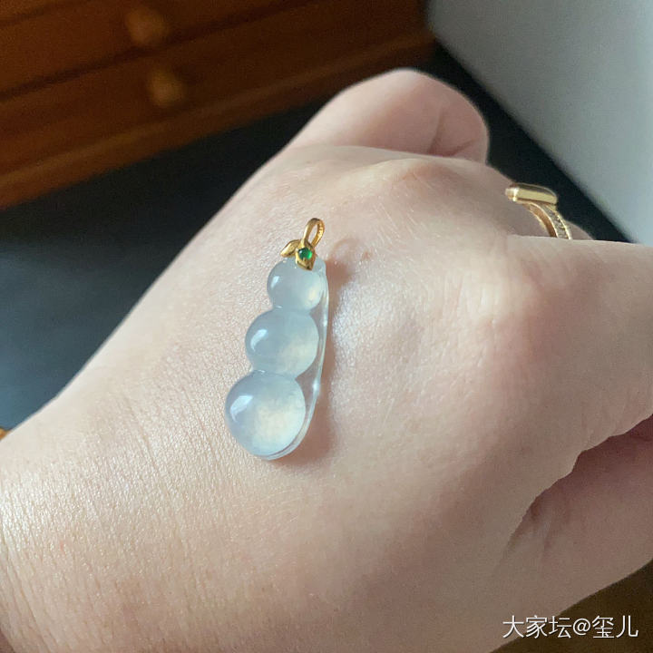 出坑，翡翠小件就剩这些啦，便宜出_翡翠