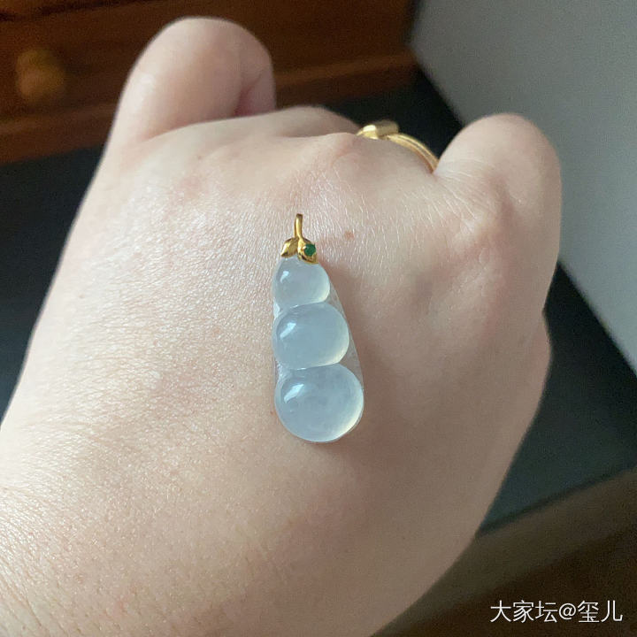 出坑，翡翠小件就剩这些啦，便宜出_翡翠