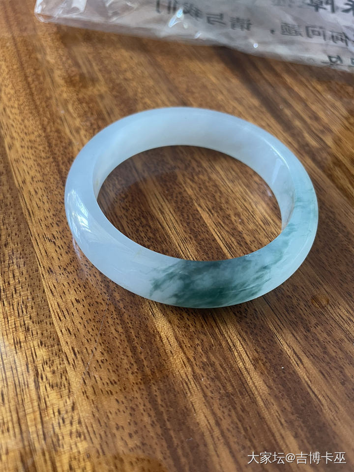 出镯子，出扣子_翡翠