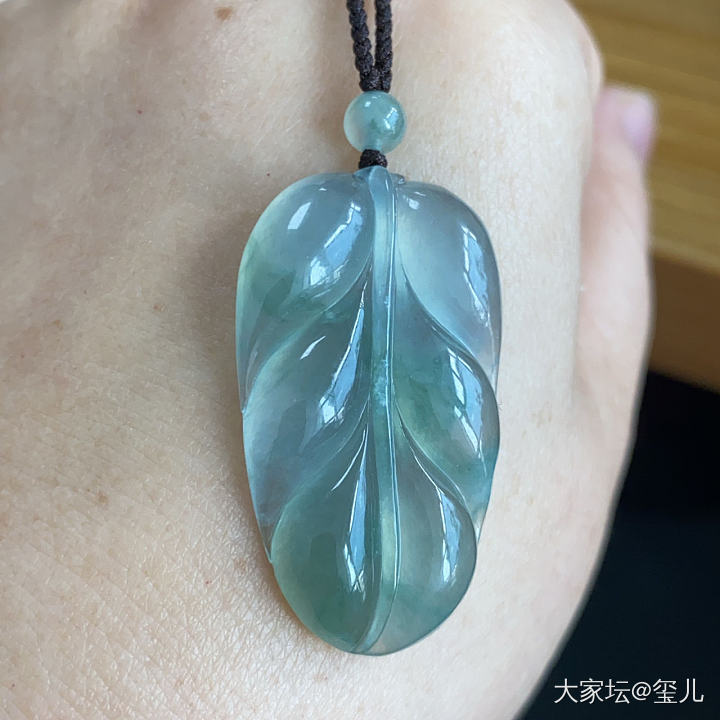 出坑，翡翠小件就剩这些啦，便宜出_翡翠