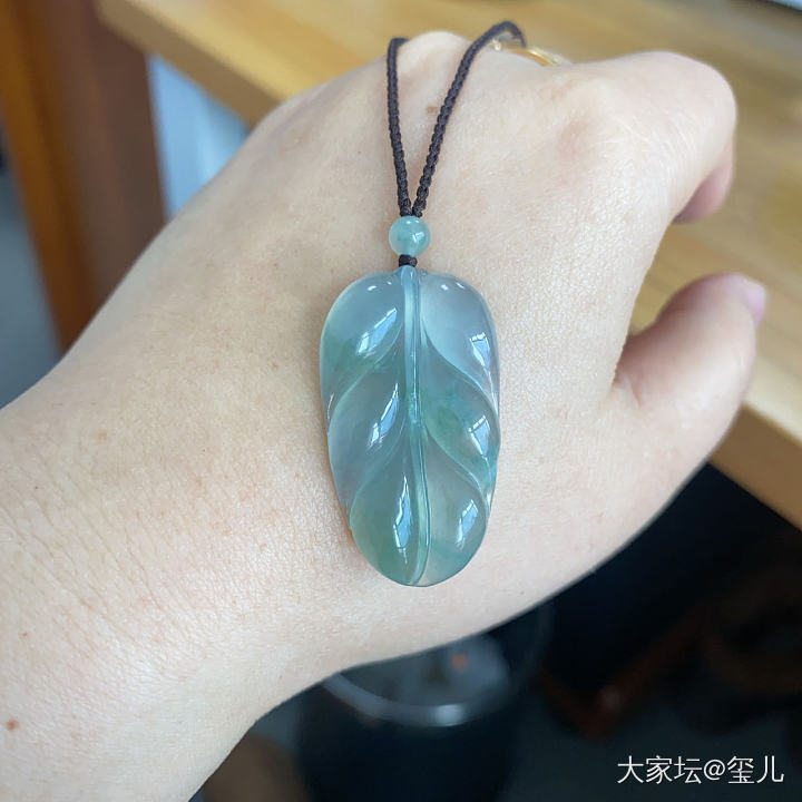 出坑，翡翠小件就剩这些啦，便宜出_翡翠