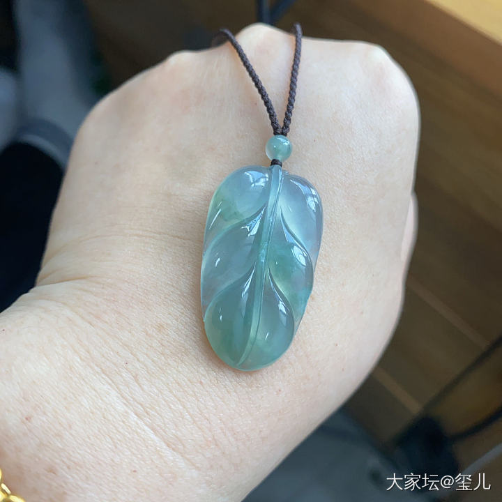 出坑，翡翠小件就剩这些啦，便宜出_翡翠
