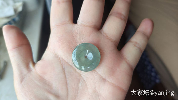 天然缅甸A货翡翠绿扣子_翡翠