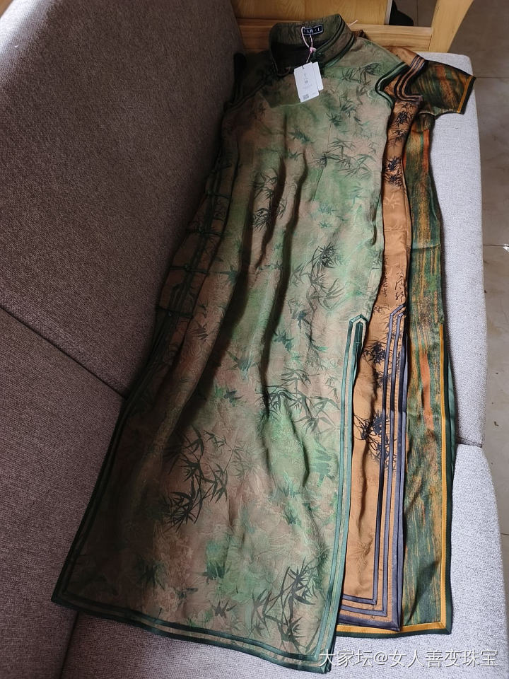 转三条全新香云纱旗袍_品味