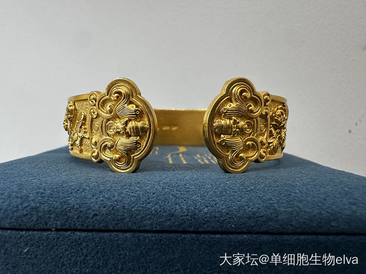 路荣星九尾狐手镯_匠人金