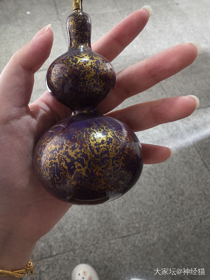 帝王绿翡翠葫芦吊坠_闲聊