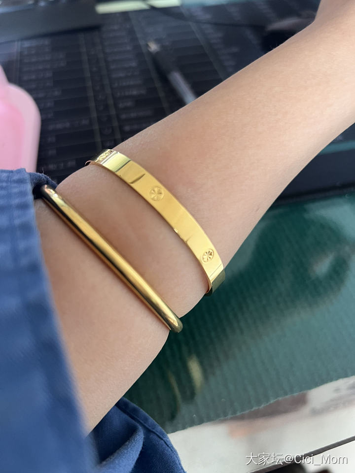 入的手镯_手镯金