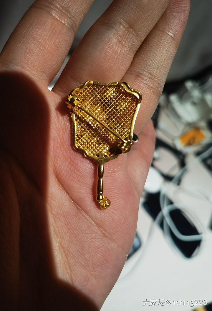 荷塘月色胸针_金