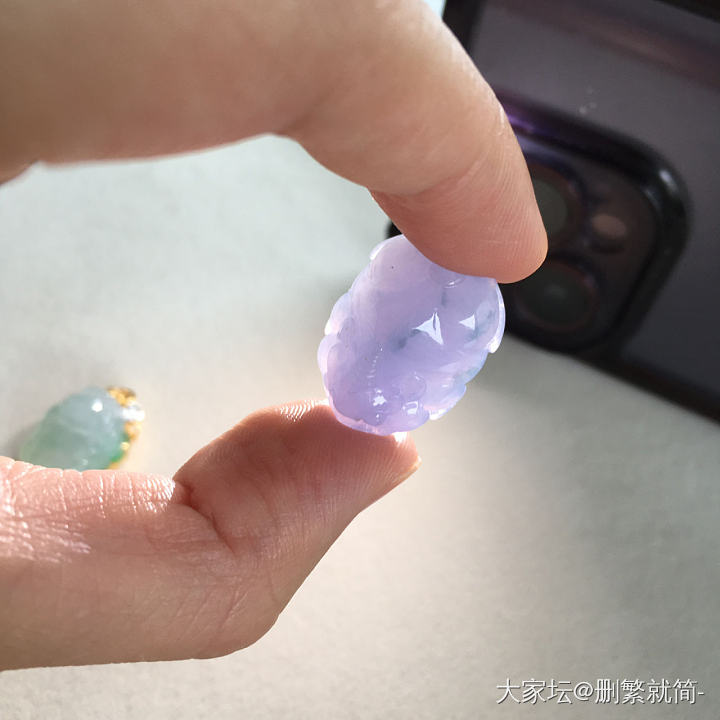 降价大亏出翡翠绿貔貅和紫貔貅_翡翠