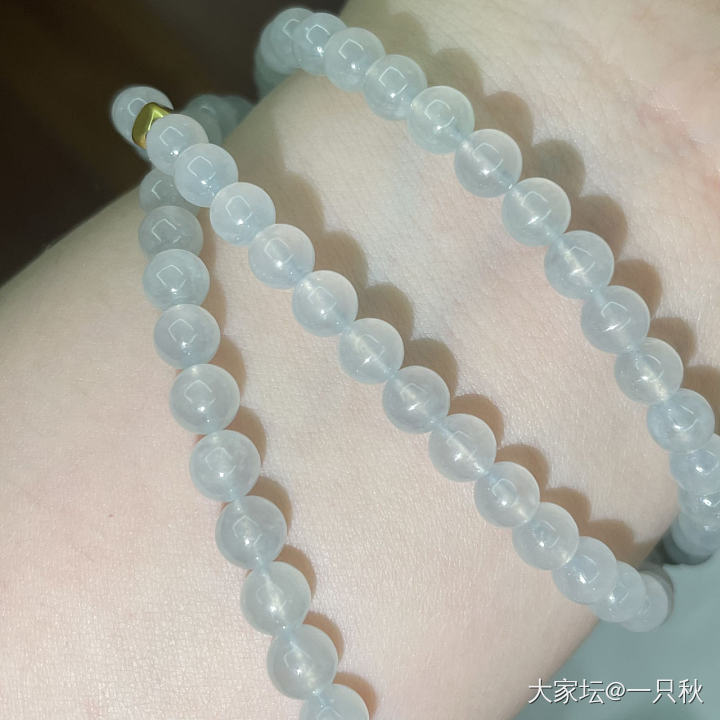 新入手一条蓝底手串，麻烦大家帮忙看看价_翡翠