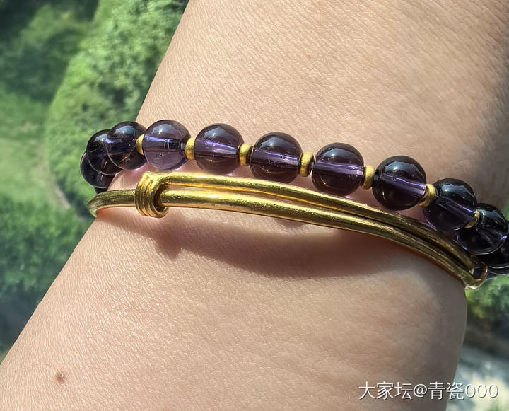 再不值钱的东西遇到金子也高贵起来_搭配金