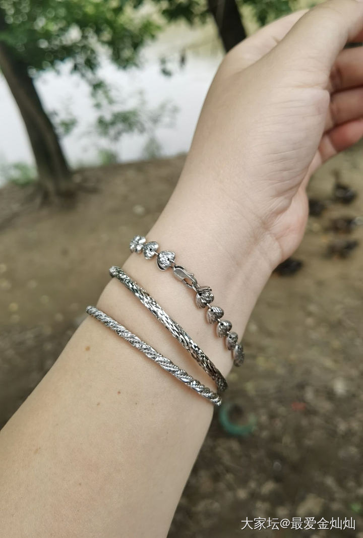 夏天了，秀秀铂金_铂