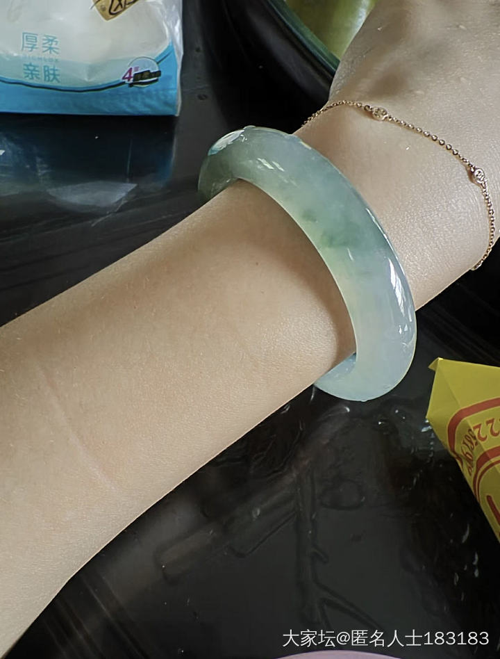 纠结中_翡翠