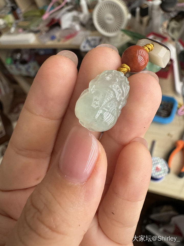 这一堆打包200包邮有没有人要的_首饰