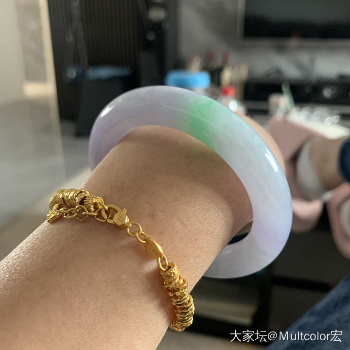 春彩翡翠手镯_翡翠