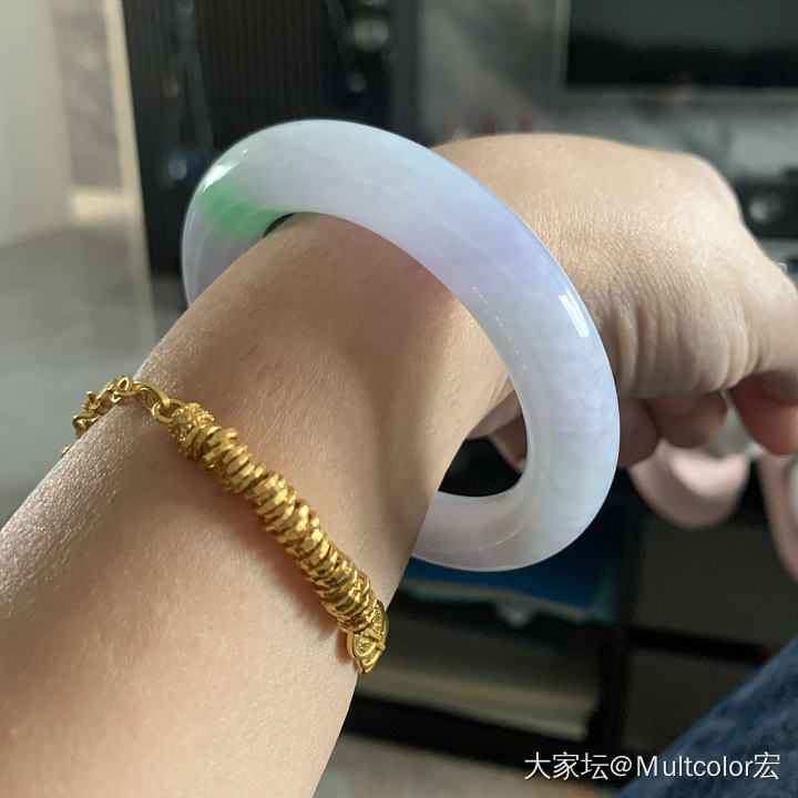 春彩翡翠手镯_翡翠